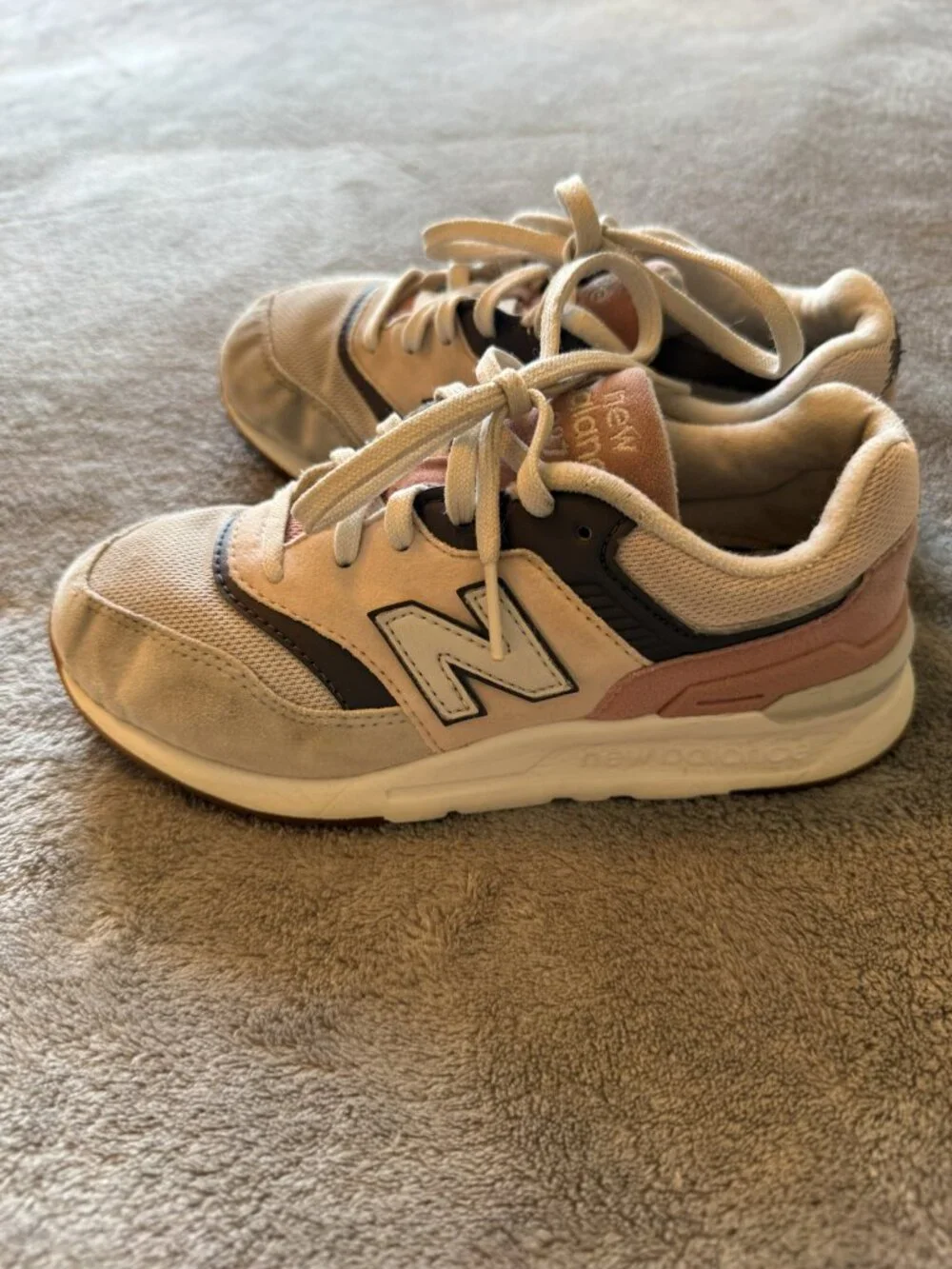 New Balance 997H Kids Sneakers Beige Pink PR997HYU US 1 M